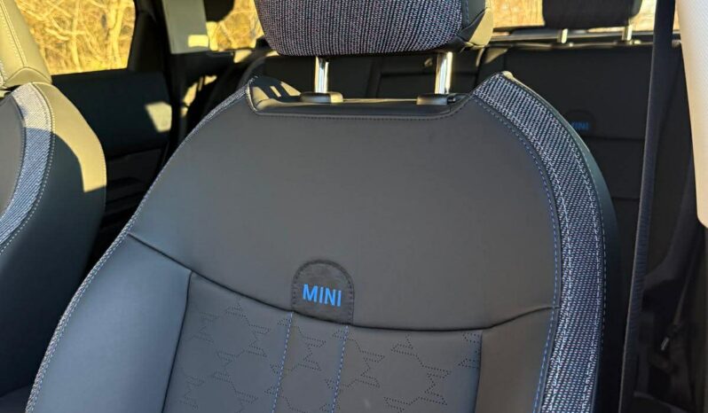 Mini Countryman  | 2024 | 170 KM | 1499cm3 | Szary full