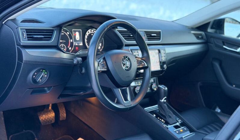 SKODA Superb  | FWD (przód) | Automatyczna | 150 KM | Czarny full