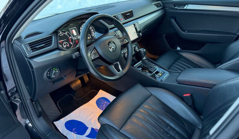SKODA Superb  | FWD (przód) | Automatyczna | 150 KM | Czarny full