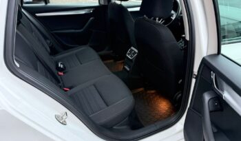SKODA Octavia  | FWD (przód) | Manualna | 150 KM | Biały full