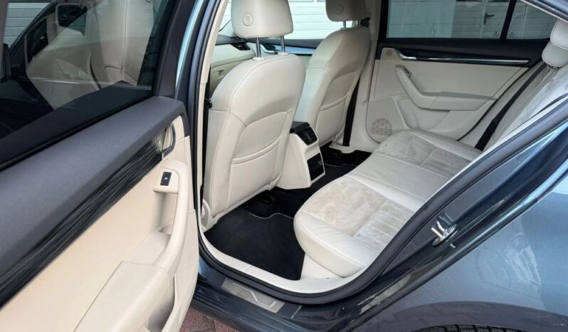 SKODA Octavia  | FWD (przód) | Manualna | 150 KM | Szary full