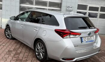 TOYOTA Auris  | FWD (przód) | Automatyczna | 136 KM | Srebrny full