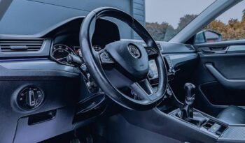 SKODA Superb  | 4×4 (stały) | Manualna | 150 KM | Szary full