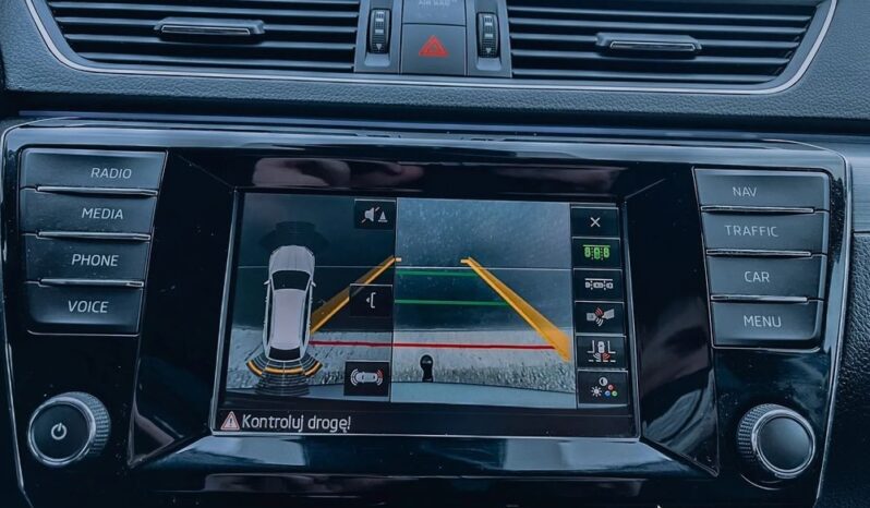 SKODA Superb  | 4×4 (stały) | Manualna | 150 KM | Szary full