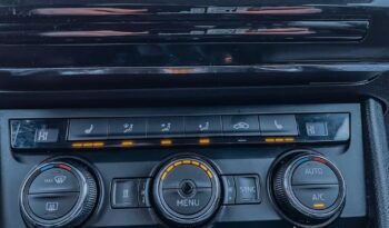 SKODA Superb  | 4×4 (stały) | Manualna | 150 KM | Szary full