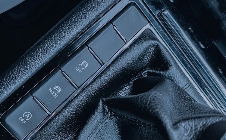 SKODA Superb  | 4×4 (stały) | Manualna | 150 KM | Szary full