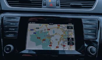 SKODA Superb  | 4×4 (stały) | Manualna | 150 KM | Szary full