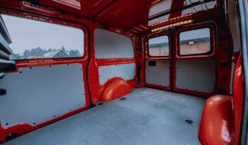 MERCEDES-BENZ Vito  | 4×4 (stały) | Automatyczna | 136 KM | Czerwony full