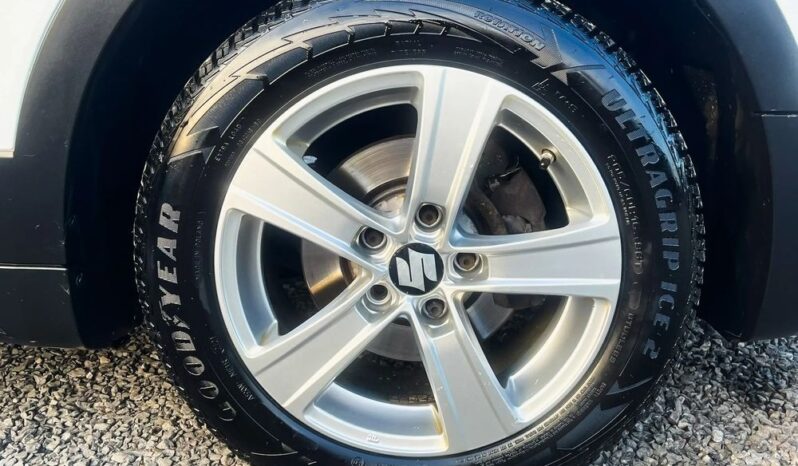 SUZUKI SX4 S-Cross  | 4×4 (doł. automatycznie) | Automatyczna | 120 KM | Biały full