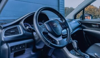 SUZUKI SX4 S-Cross  | 4×4 (doł. automatycznie) | Automatyczna | 120 KM | Biały full