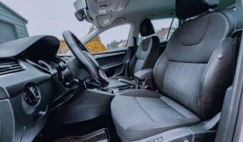 SKODA Octavia  | 4×4 (stały) | Automatyczna | 180 KM | Srebrny full