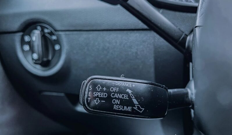 SKODA Octavia  | 4×4 (stały) | Automatyczna | 180 KM | Srebrny full