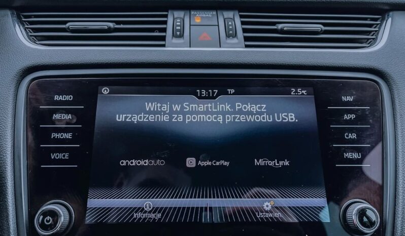 SKODA Octavia  | 4×4 (stały) | Automatyczna | 180 KM | Srebrny full