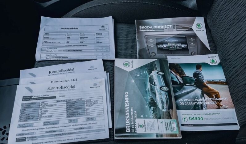 SKODA Octavia  | 4×4 (stały) | Automatyczna | 180 KM | Srebrny full