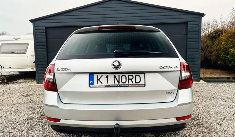 SKODA Octavia  | 4×4 (stały) | Automatyczna | 180 KM | Srebrny full