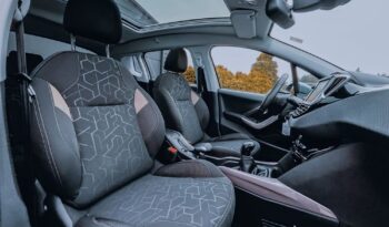 PEUGEOT 2008  | FWD (przód) | Manualna | 110 KM | Srebrny full