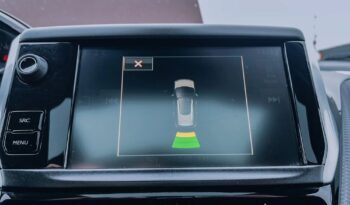 PEUGEOT 2008  | FWD (przód) | Manualna | 110 KM | Srebrny full