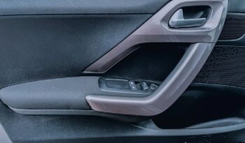 PEUGEOT 2008  | FWD (przód) | Manualna | 110 KM | Srebrny full