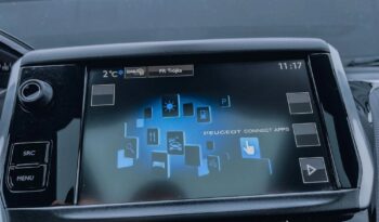 PEUGEOT 2008  | FWD (przód) | Manualna | 110 KM | Srebrny full