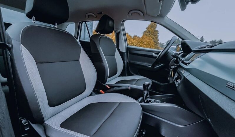 SKODA Fabia  | FWD (przód) | Manualna | 110 KM | Biały full