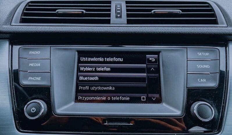 SKODA Fabia  | FWD (przód) | Manualna | 110 KM | Biały full