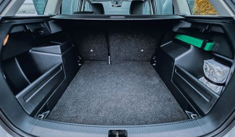 SKODA Fabia  | FWD (przód) | Manualna | 110 KM | Biały full