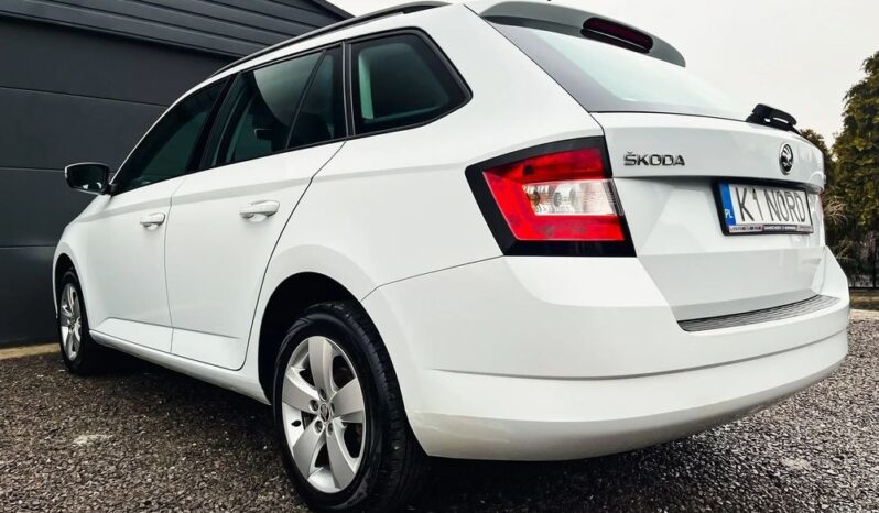 SKODA Fabia  | FWD (przód) | Manualna | 110 KM | Biały full