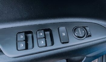 KIA Stonic  | FWD (przód) | Manualna | 100 KM | Niebieski full