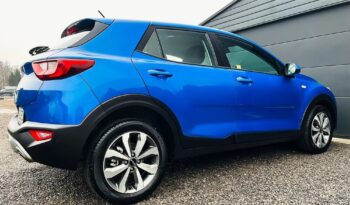 KIA Stonic  | FWD (przód) | Manualna | 100 KM | Niebieski full