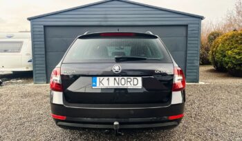 SKODA Octavia  | FWD (przód) | Automatyczna | 180 KM | Czarny full
