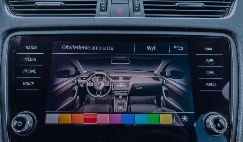 SKODA Octavia  | 4×4 (stały) | Automatyczna | 150 KM | Czarny full