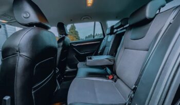 SKODA Octavia  | 4×4 (stały) | Automatyczna | 150 KM | Czarny full