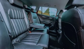 SKODA Superb  | FWD (przód) | Automatyczna | 150 KM | Czerwony full