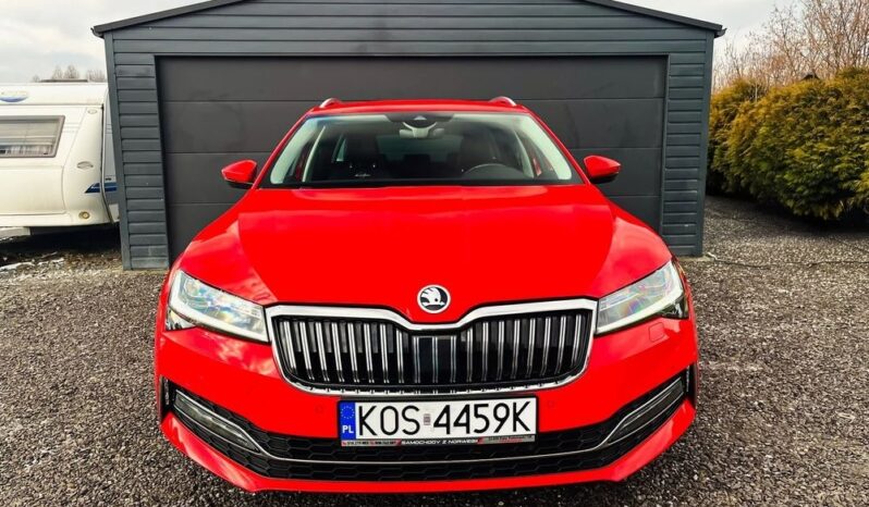 SKODA Superb  | FWD (przód) | Automatyczna | 150 KM | Czerwony full