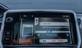 PEUGEOT 2008  | FWD (przód) | Manualna | 120 KM | Biały full