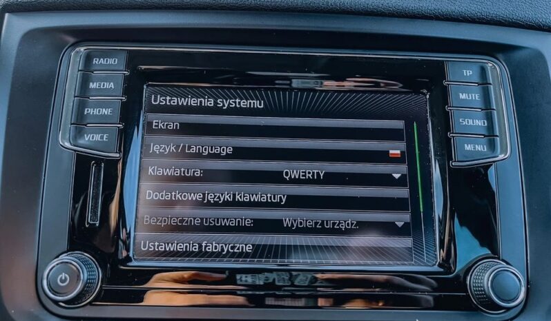 SKODA Yeti  | FWD (przód) | Manualna | 110 KM | Czarny full