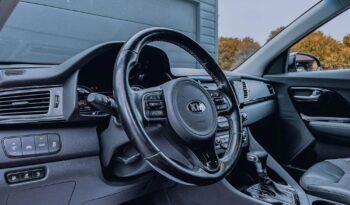 KIA Niro  | FWD (przód) | Automatyczna | 141 KM | Szary full