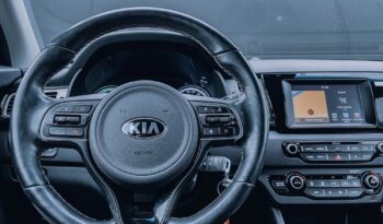 KIA Niro  | FWD (przód) | Automatyczna | 141 KM | Szary full