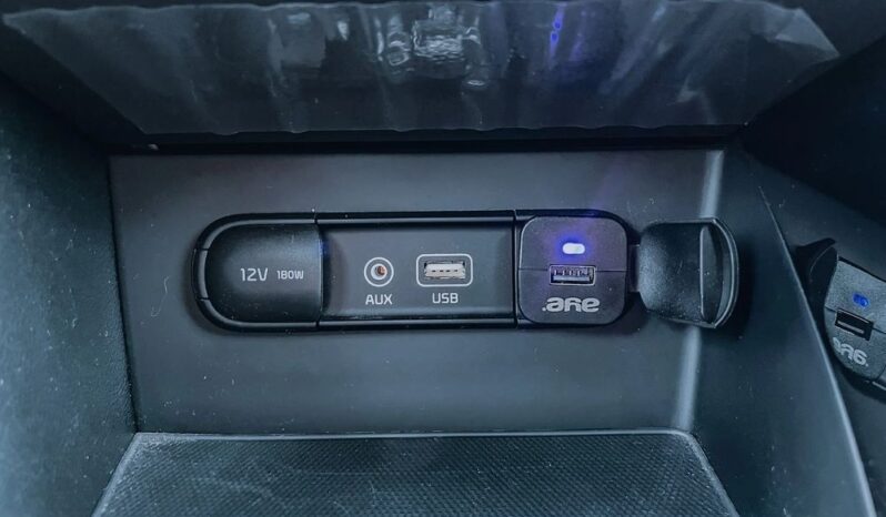 KIA Niro  | FWD (przód) | Automatyczna | 141 KM | Szary full