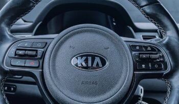 KIA Niro  | FWD (przód) | Automatyczna | 141 KM | Szary full