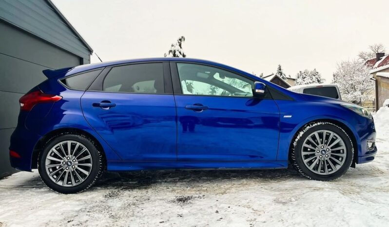 FORD Focus  | FWD (przód) | Manualna | 125 KM | Granatowy full