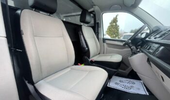 VOLKSWAGEN Transporter | 4×4 (stały) | Manualna | 150 KM | Biały full