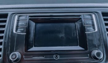 VOLKSWAGEN Transporter | 4×4 (stały) | Manualna | 150 KM | Biały full