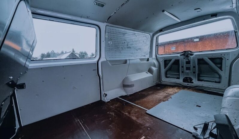 VOLKSWAGEN Transporter | 4×4 (stały) | Manualna | 150 KM | Biały full