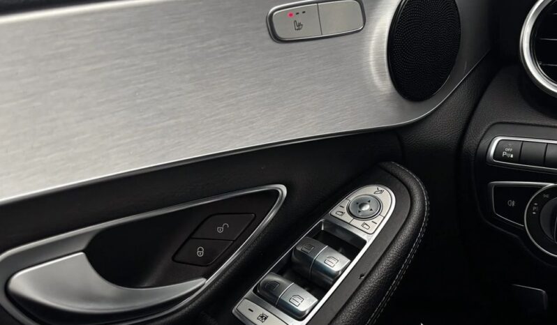 MERCEDES-BENZ Klasa C | RWD (tył) | Automatyczna | 279 KM | Czarny full