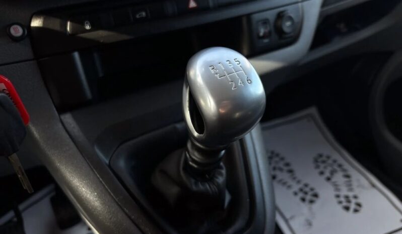 PEUGEOT Expert  | 4×4 (doł. ręcznie) | Manualna | 150 KM | Szary full