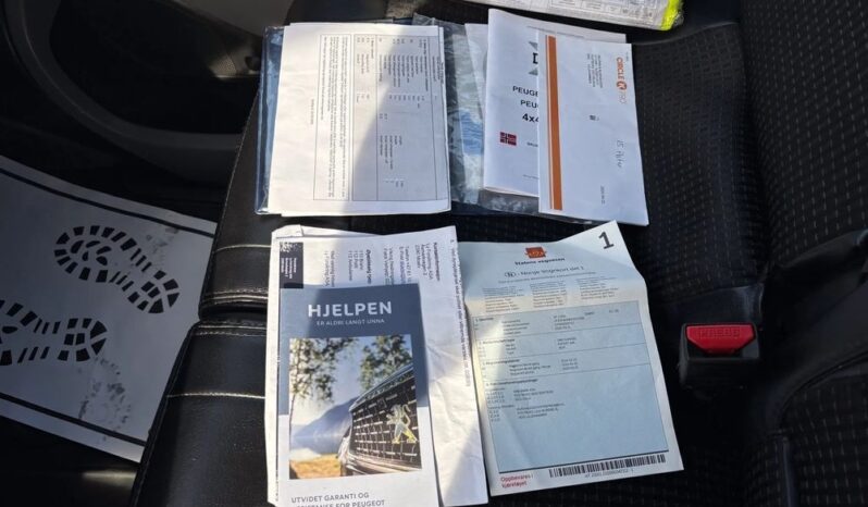 PEUGEOT Expert  | 4×4 (doł. ręcznie) | Manualna | 150 KM | Szary full