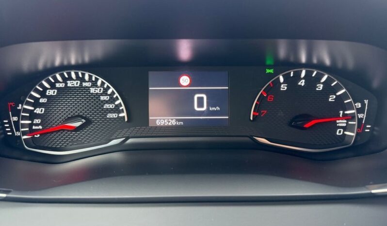 PEUGEOT 2008  | FWD (przód) | Manualna | 130 KM | Niebieski full