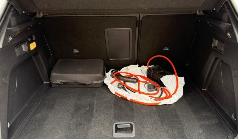 PEUGEOT 3008  | FWD (przód) | Automatyczna | 180 KM | Biały full