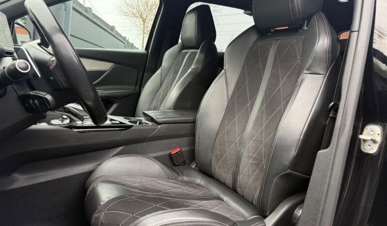 PEUGEOT 3008  | FWD (przód) | Automatyczna | 180 KM | Czarny full